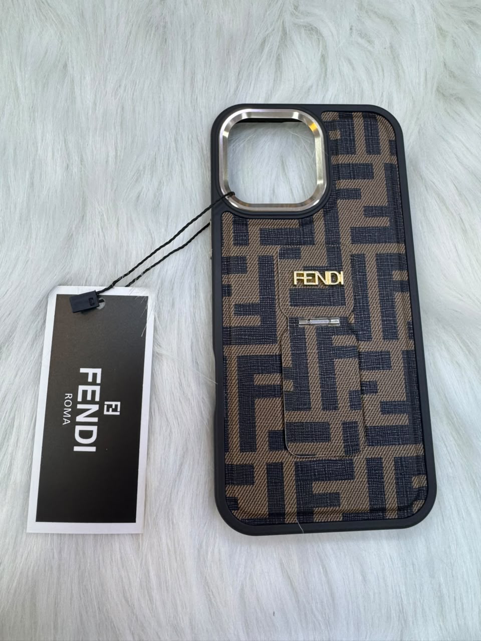 Pochette iPhone Style LV - Burberry - Fendy