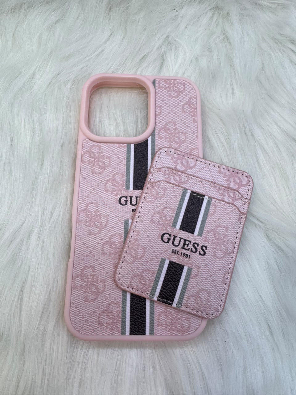 Pochette iPhone Style Guess + Porte-Carte